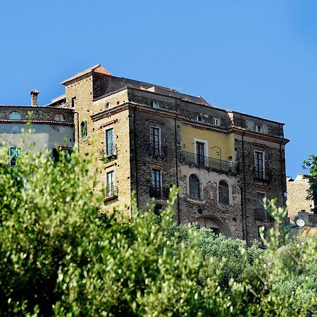 Residenza Matarazzo E Le Sue Soffitte Apartment Castellabate Exterior photo