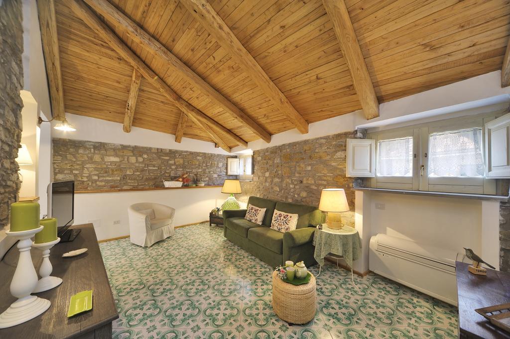 Residenza Matarazzo E Le Sue Soffitte Apartment Castellabate Room photo